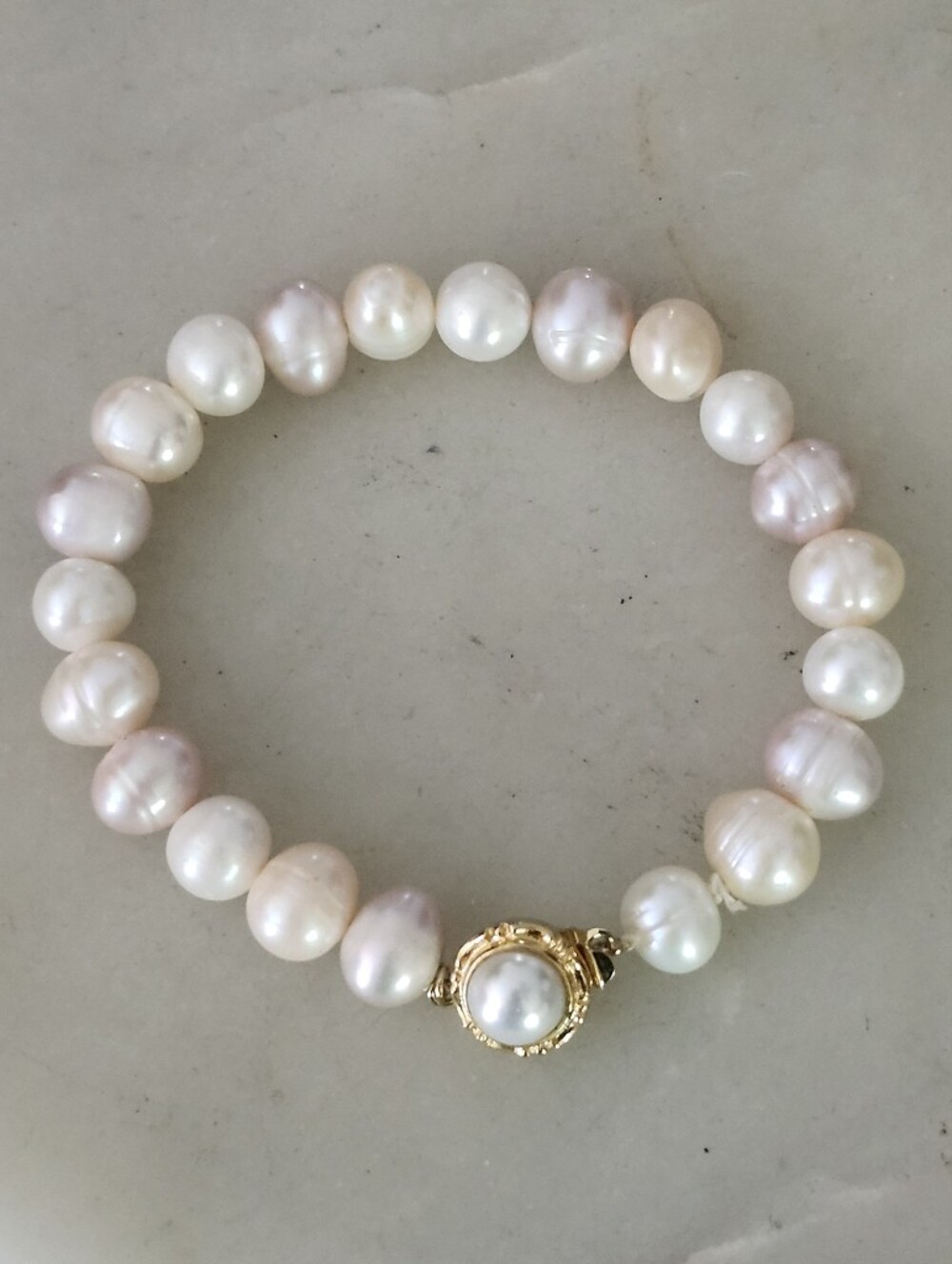 Elegant White Pearl Bracelet with Gold Tone Clasp